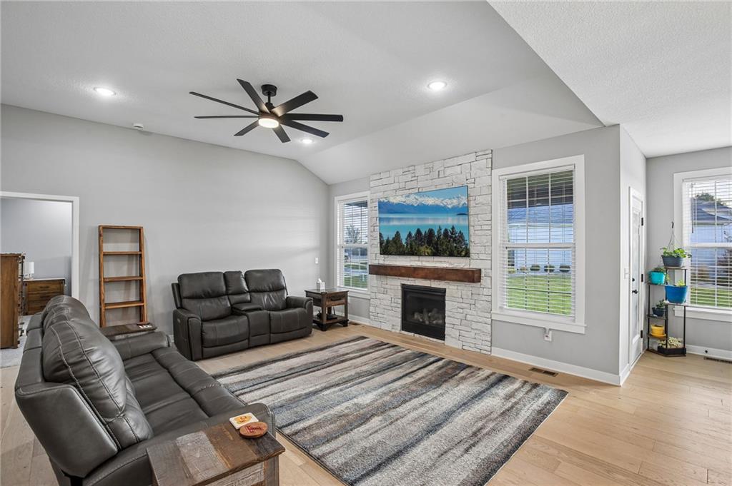 4391 Aspen Drive Property Photo 6