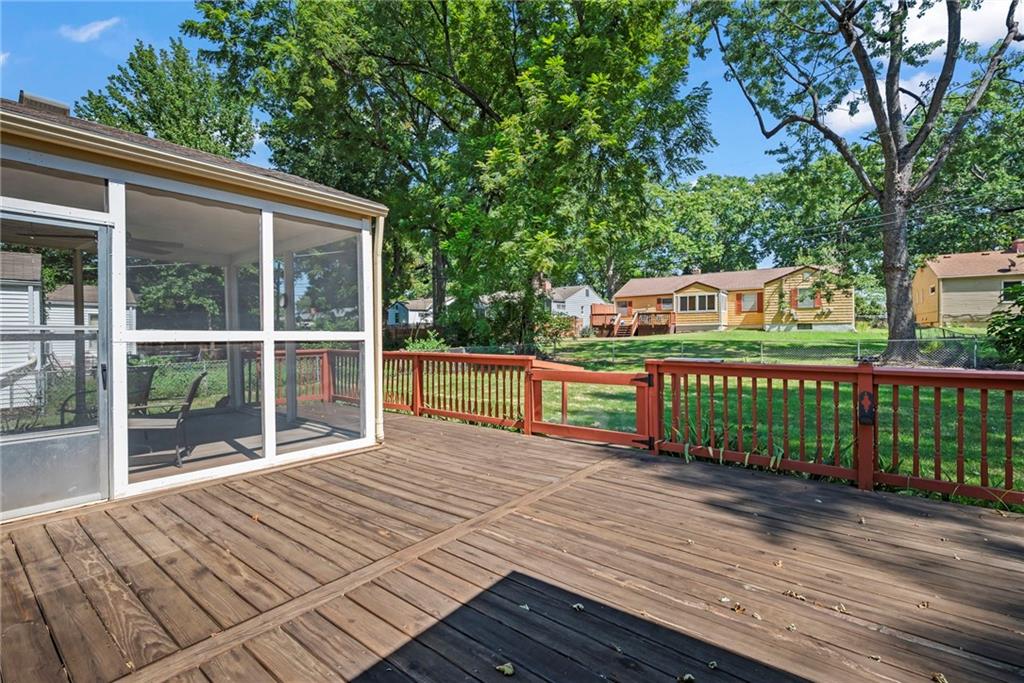 7937 Pennsylvania Avenue Property Photo 4
