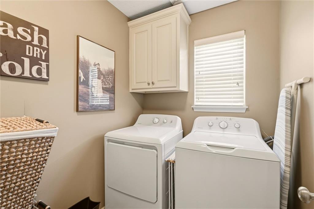 12233 Pine Valley Drive Property Photo 25