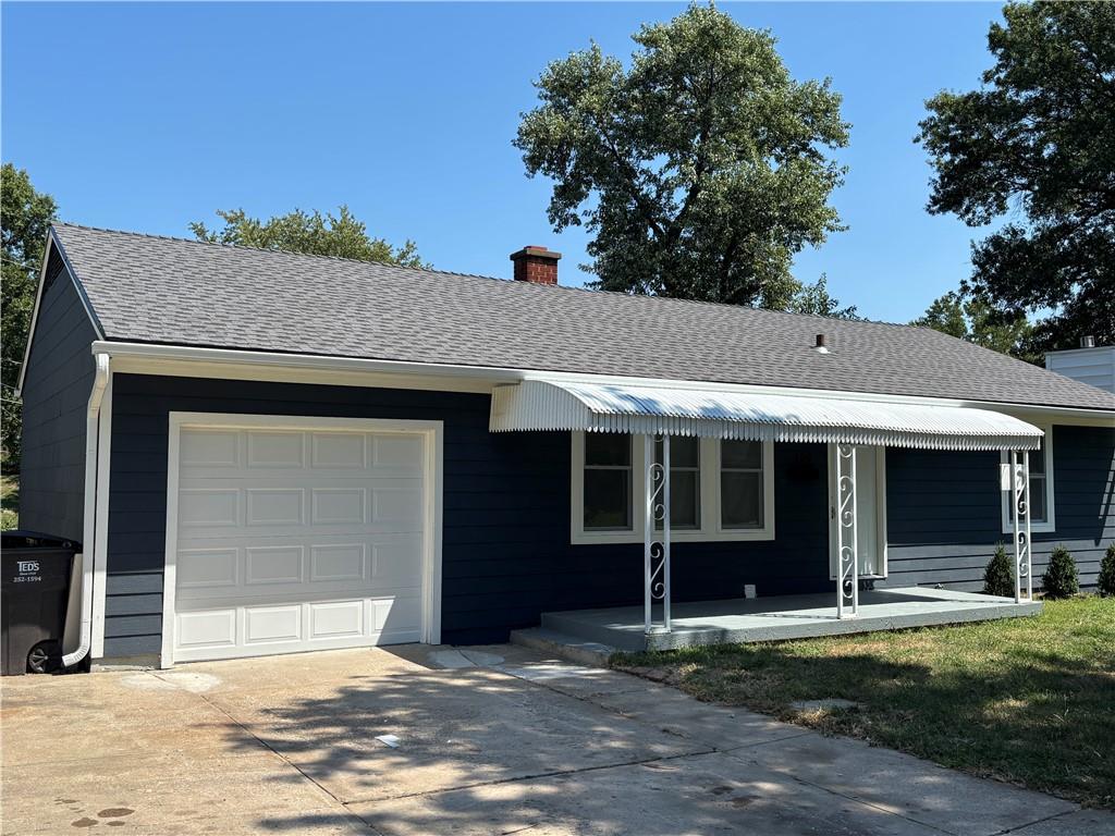 609 N Sunset Drive Property Photo 1