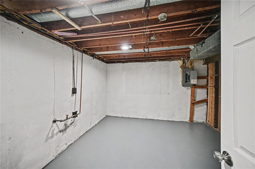 609 N Sunset Drive Property Photo 22