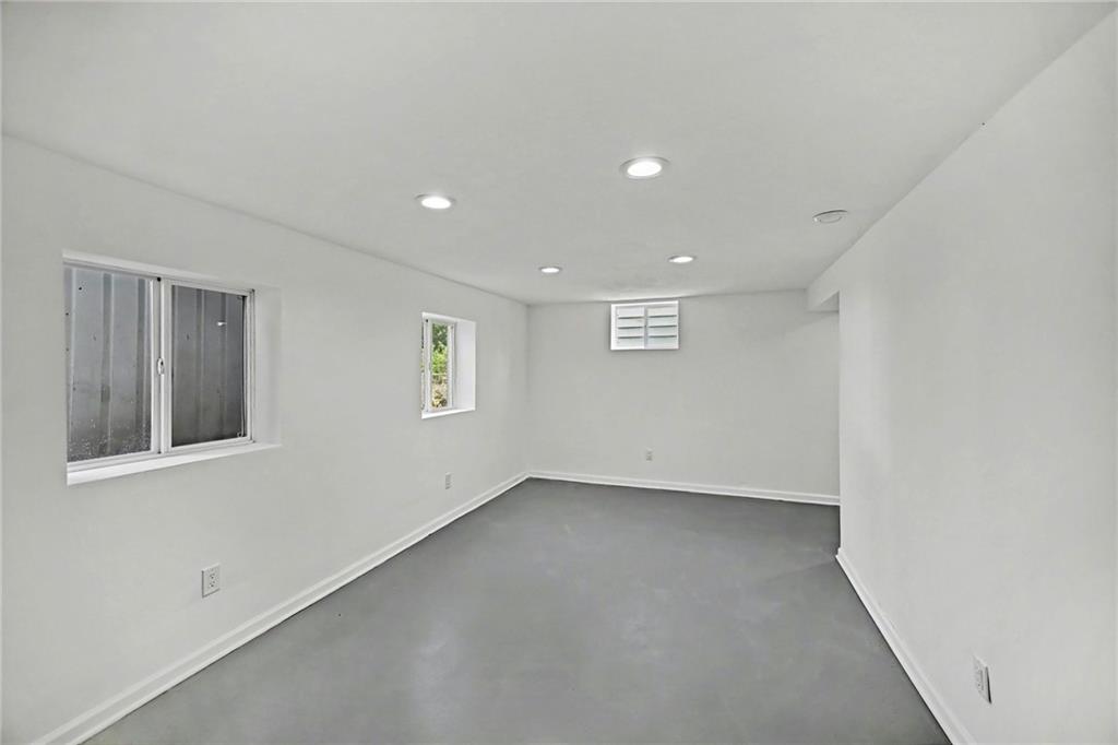 609 N Sunset Drive Property Photo 23