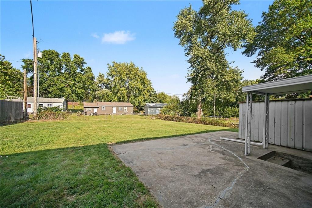 609 N Sunset Drive Property Photo 28