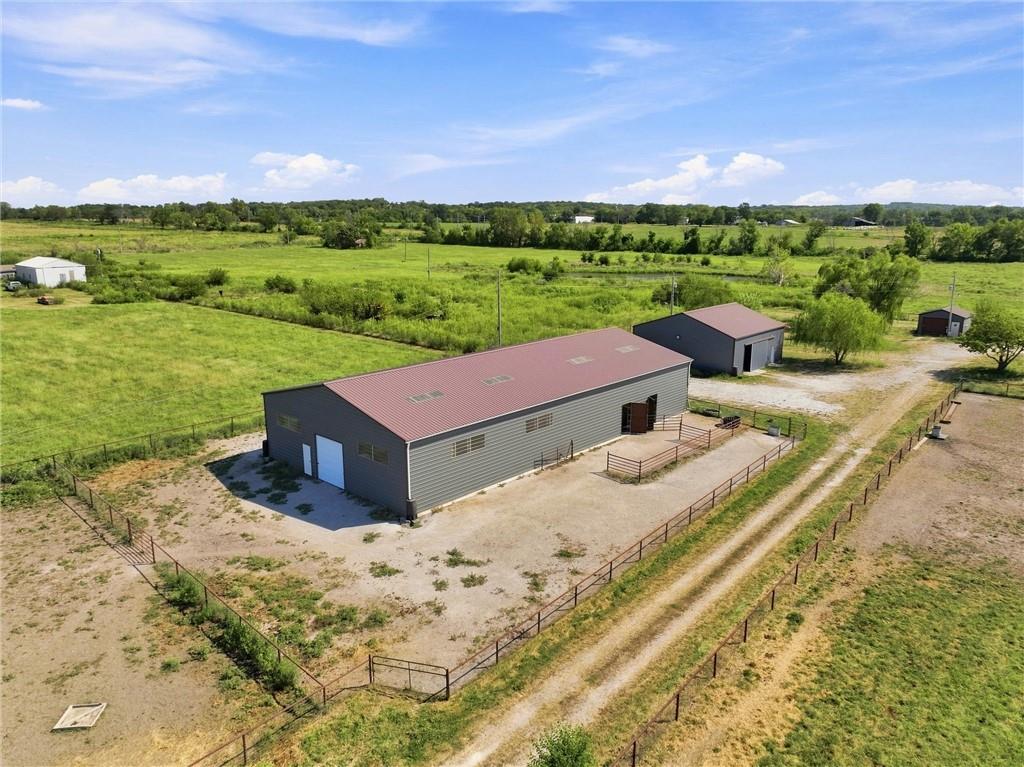 27611 S Belle Plain Road Property Photo 2