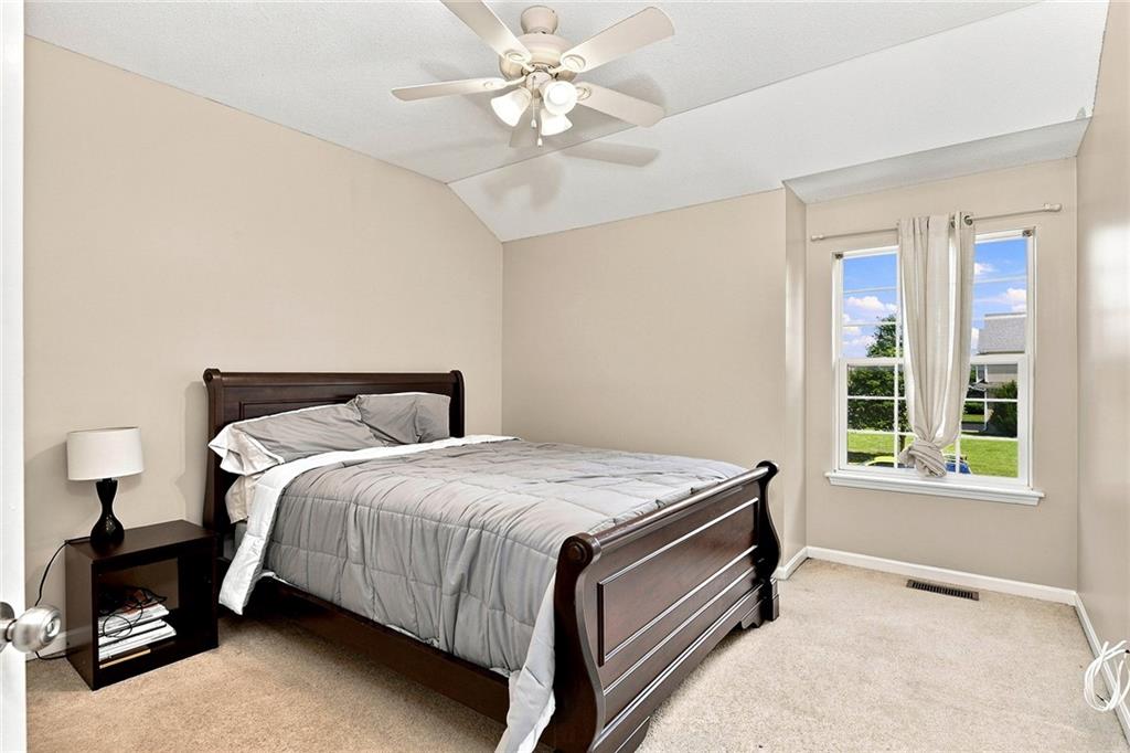 728 S Maple Street Property Photo 14