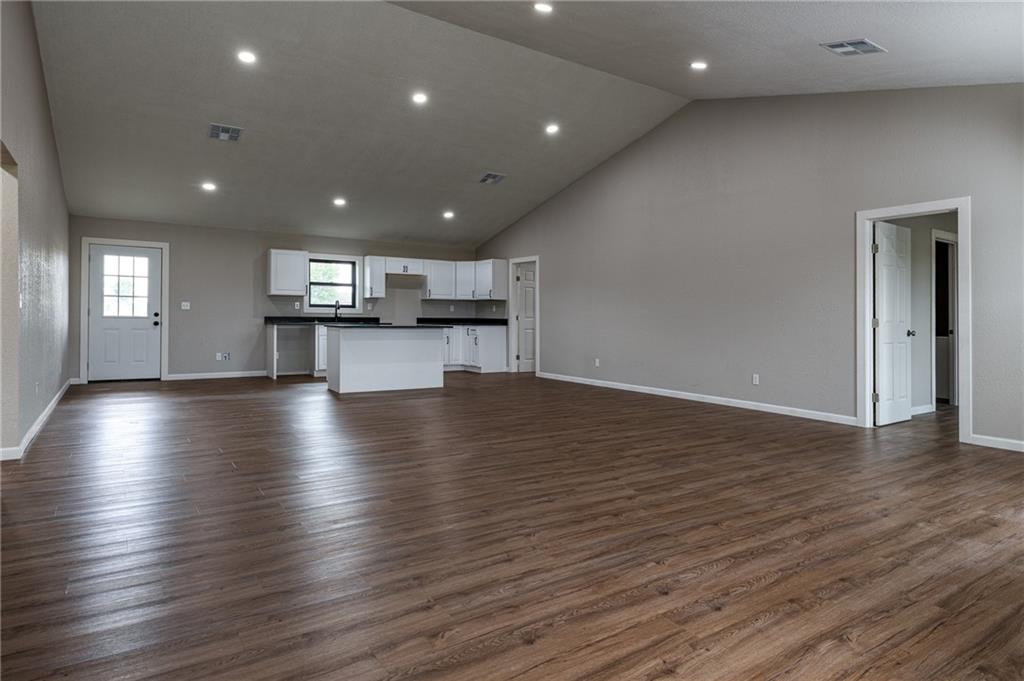 179 Peak Lane Property Photo 11