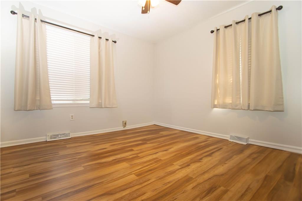 205 Larkin Street Property Photo 15