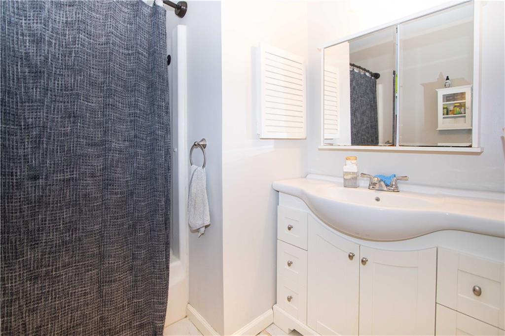 205 Larkin Street Property Photo 18
