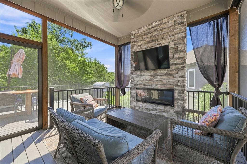 13559 Terrace Park Drive Property Photo 8