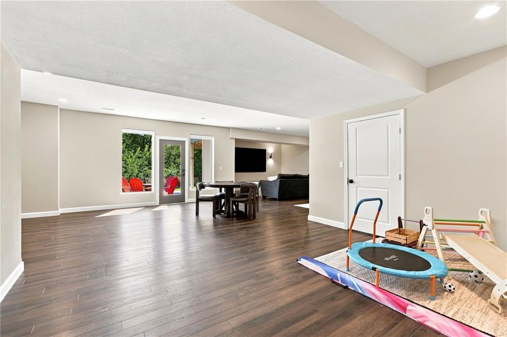 13559 Terrace Park Drive Property Photo 30