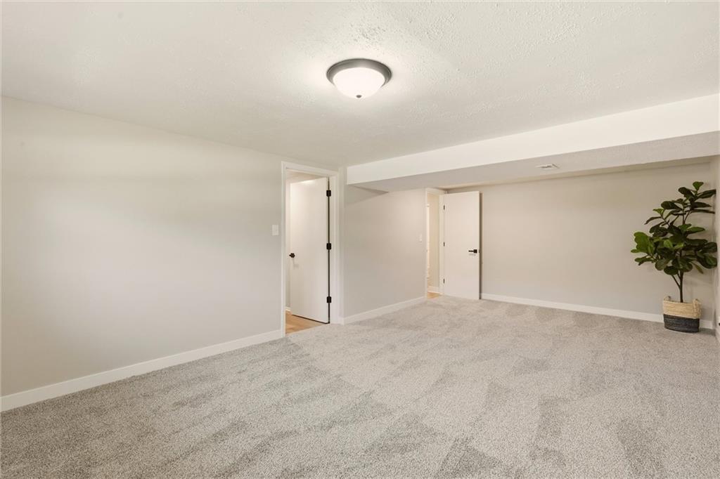 325 Se Brownfield Drive Property Photo 24
