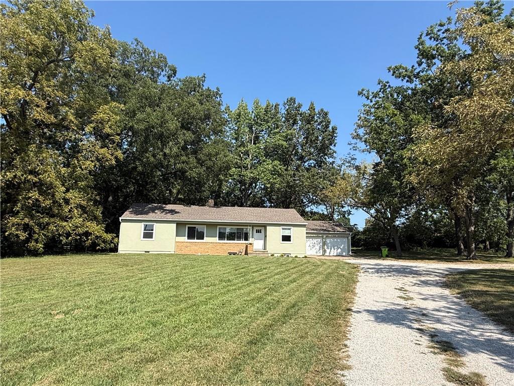 1704 E Mechanic Street Property Photo 2