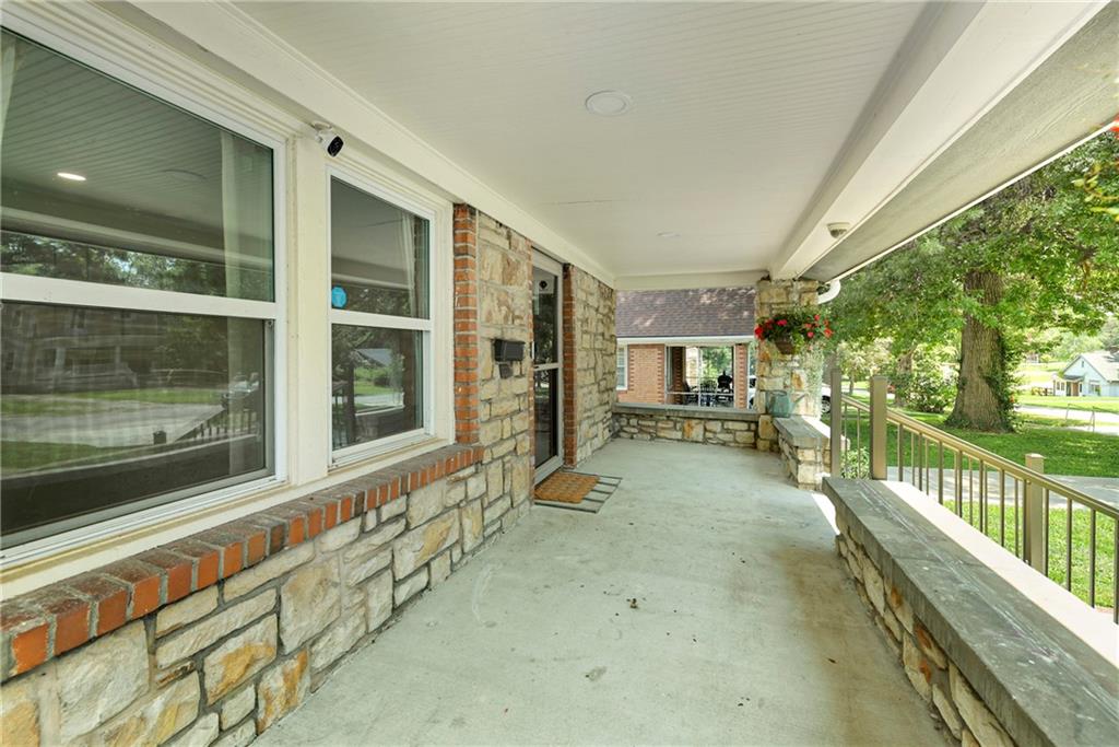 1462 E 78th Street Property Photo 6