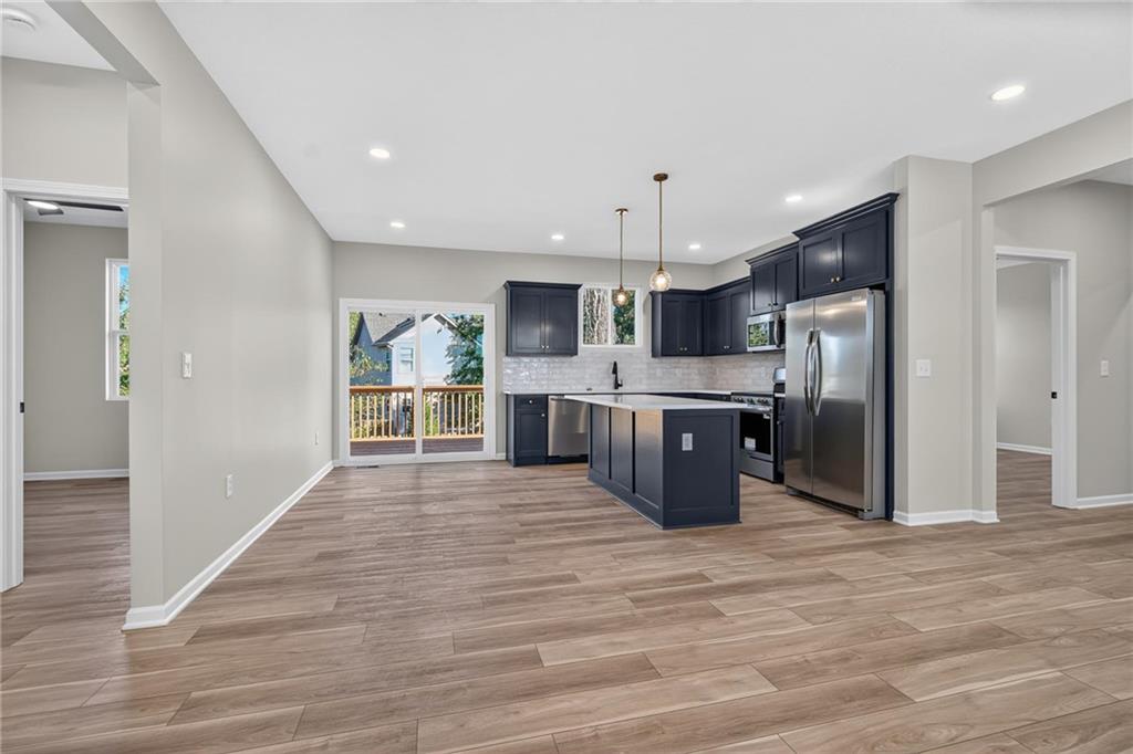 1415 Thomas Drive Property Photo 11
