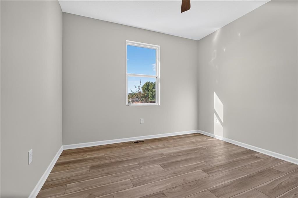 1415 Thomas Drive Property Photo 27