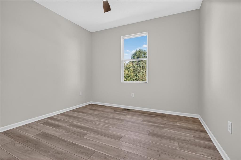 1415 Thomas Drive Property Photo 30