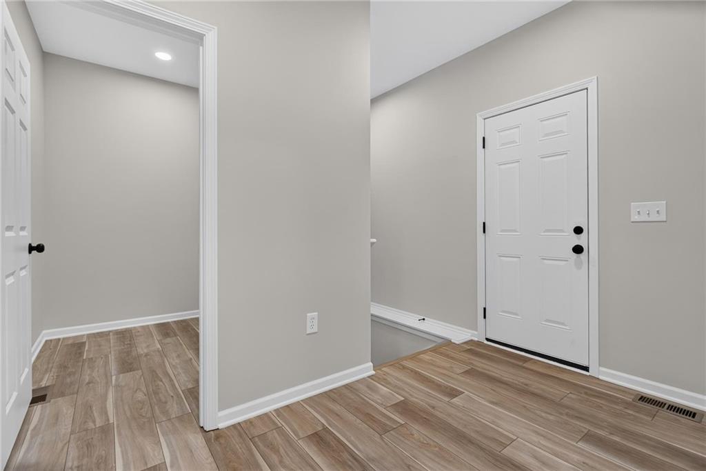 1415 Thomas Drive Property Photo 31