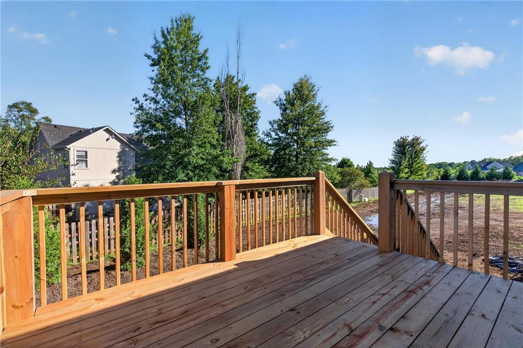 1415 Thomas Drive Property Photo 37