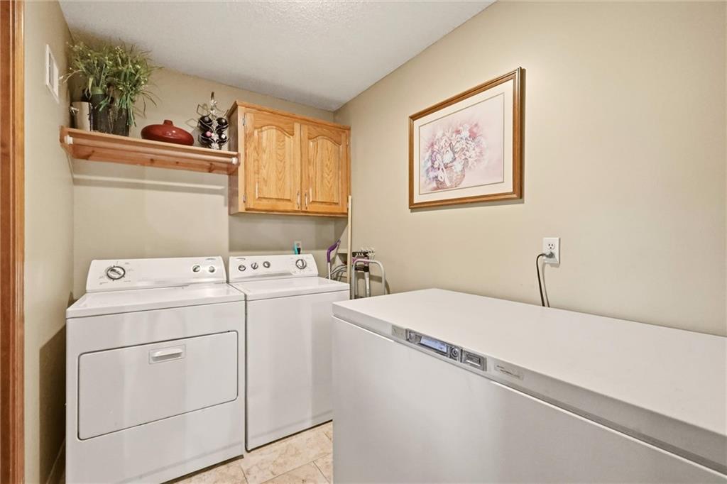 2825 N 103rd Street Property Photo 19