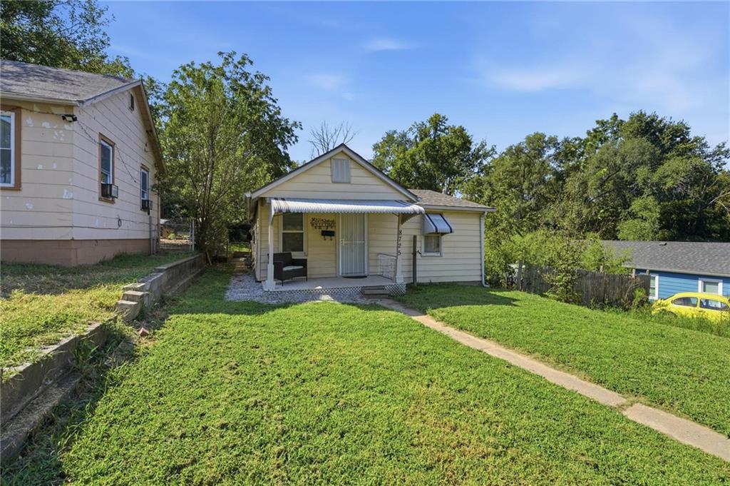 8725 E Smart Avenue Property Photo 2