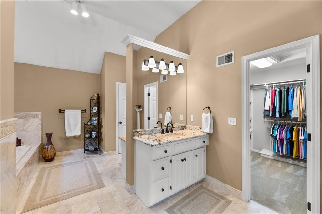 12401 W 129th Street Property Photo 40