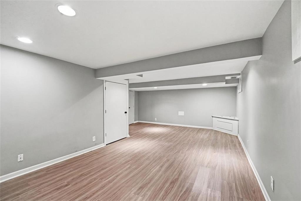 5405 W 80th Street Property Photo 43