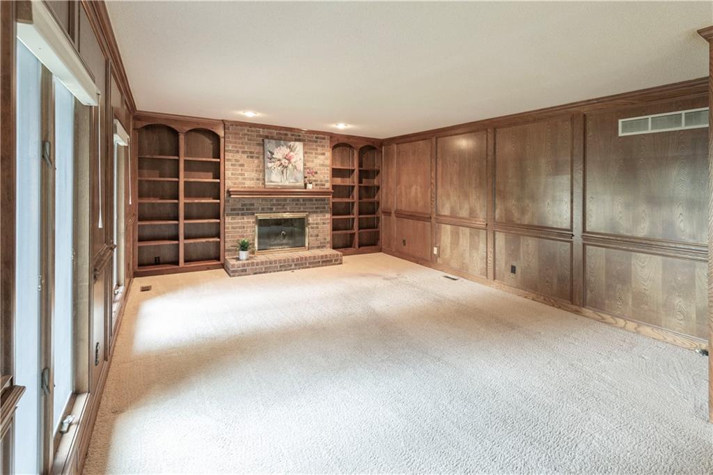 8626 Dice Lane Property Photo 11