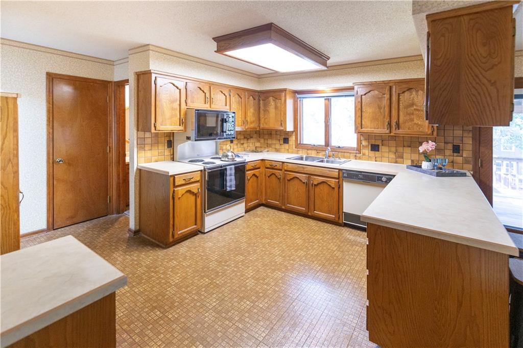 8626 Dice Lane Property Photo 15