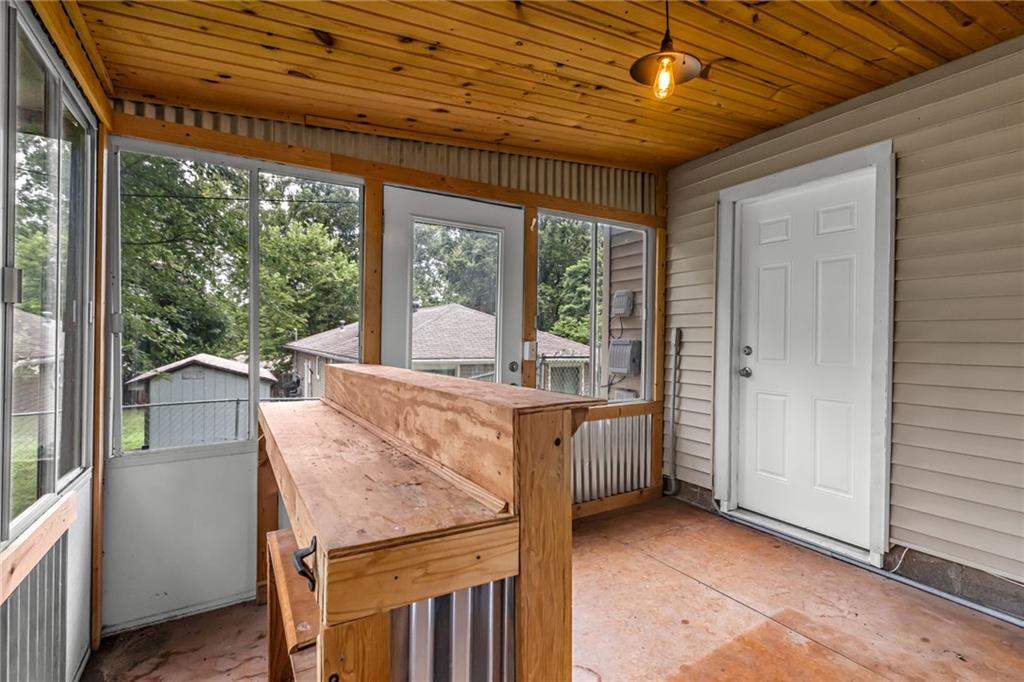 2506 Ne 46th Street Property Photo 21