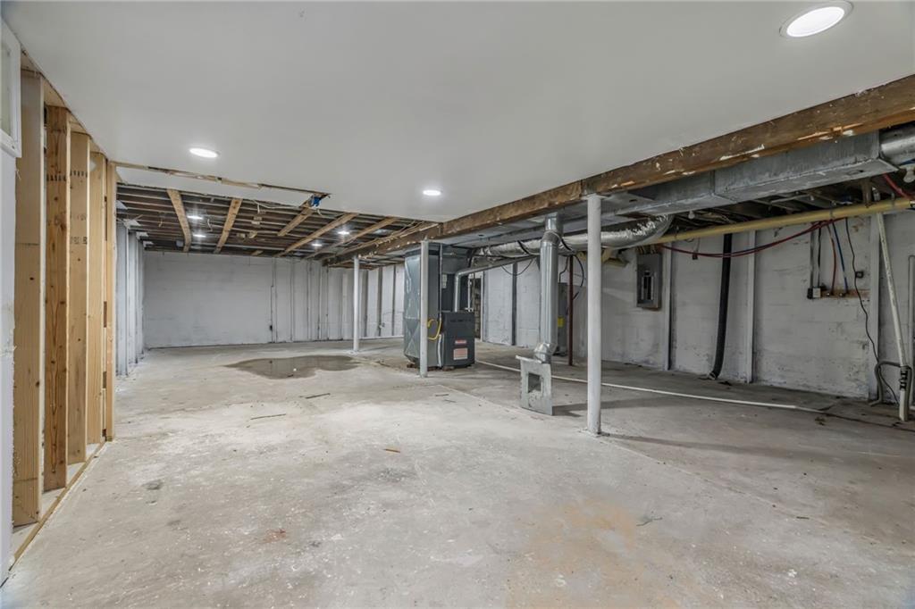 506 E 165th Street Property Photo 15