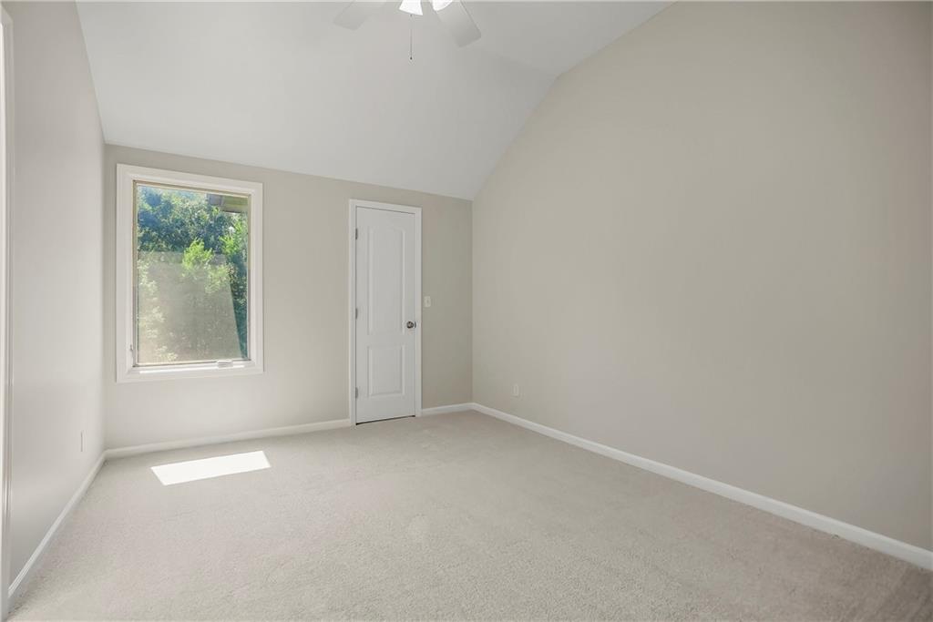 21605 W 60th Terrace Property Photo 19