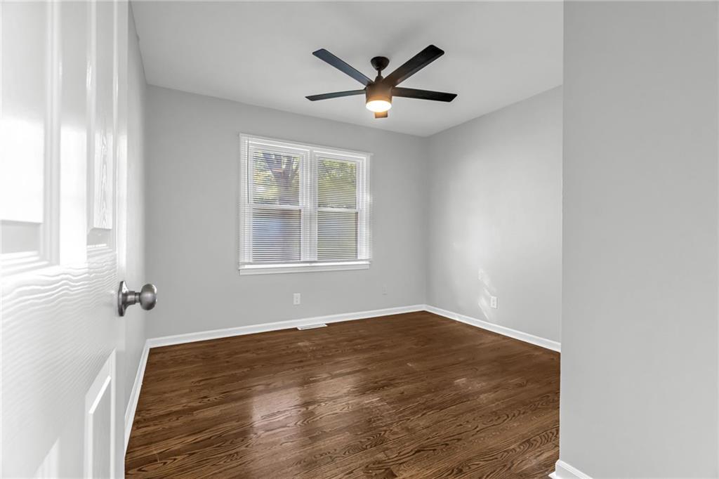 604 W 38th Street Property Photo 11