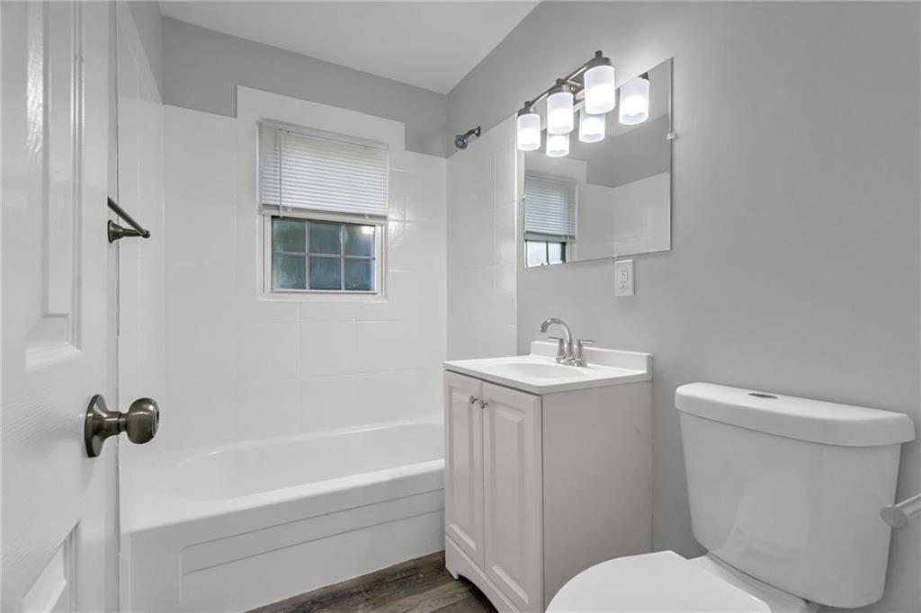 604 W 38th Street Property Photo 13