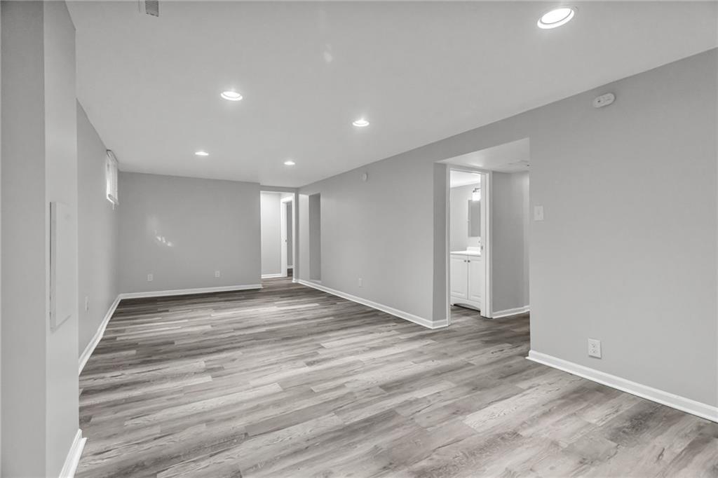 604 W 38th Street Property Photo 18