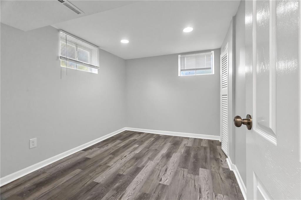 604 W 38th Street Property Photo 21