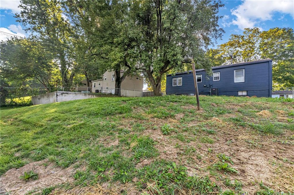 604 W 38th Street Property Photo 24