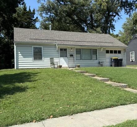 8020 Wabash Avenue Property Photo 1