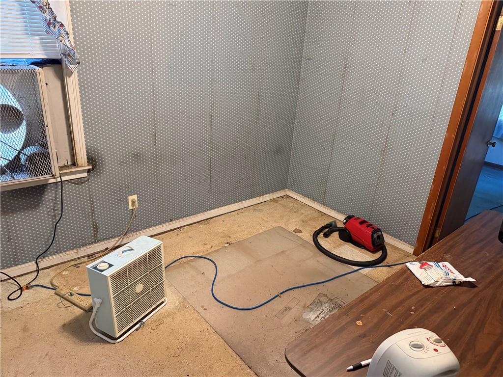 8020 Wabash Avenue Property Photo 8
