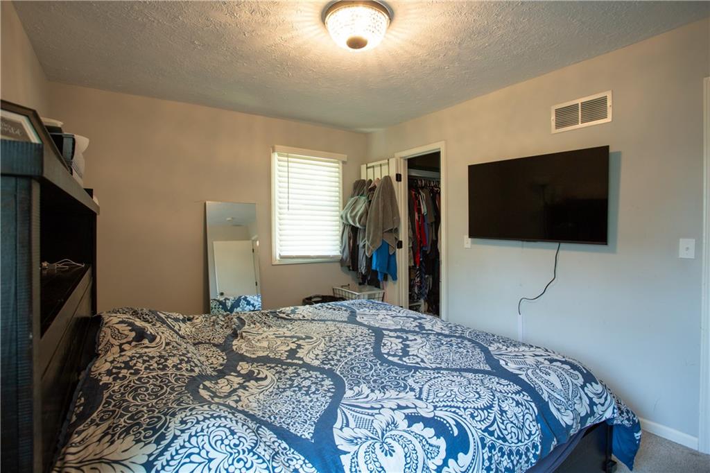 1837 W Chambery Drive Property Photo 18