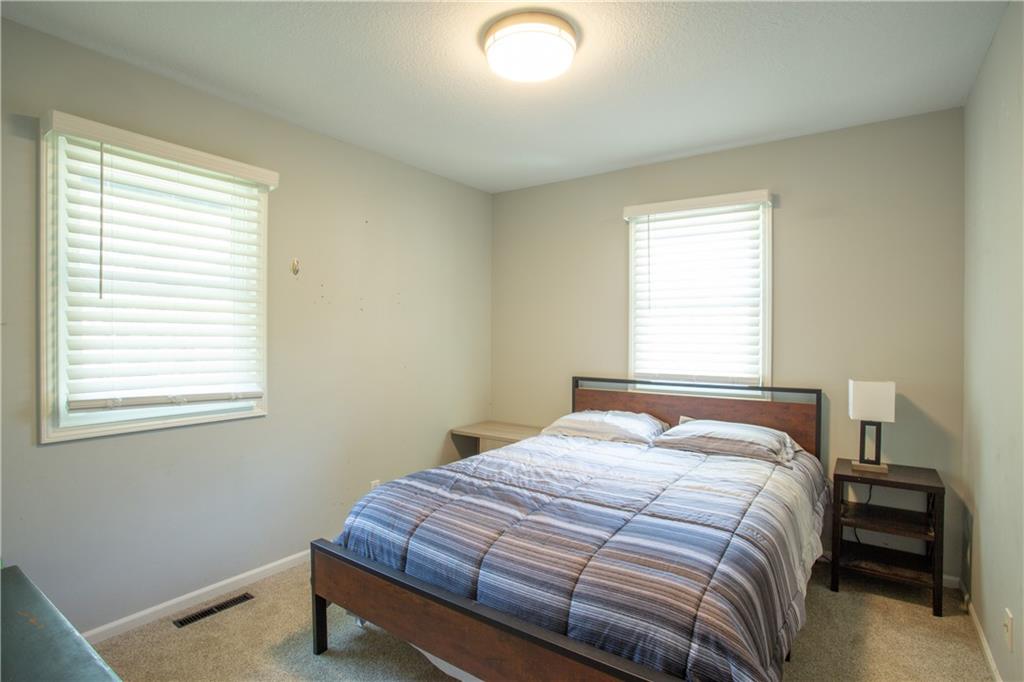 1837 W Chambery Drive Property Photo 27