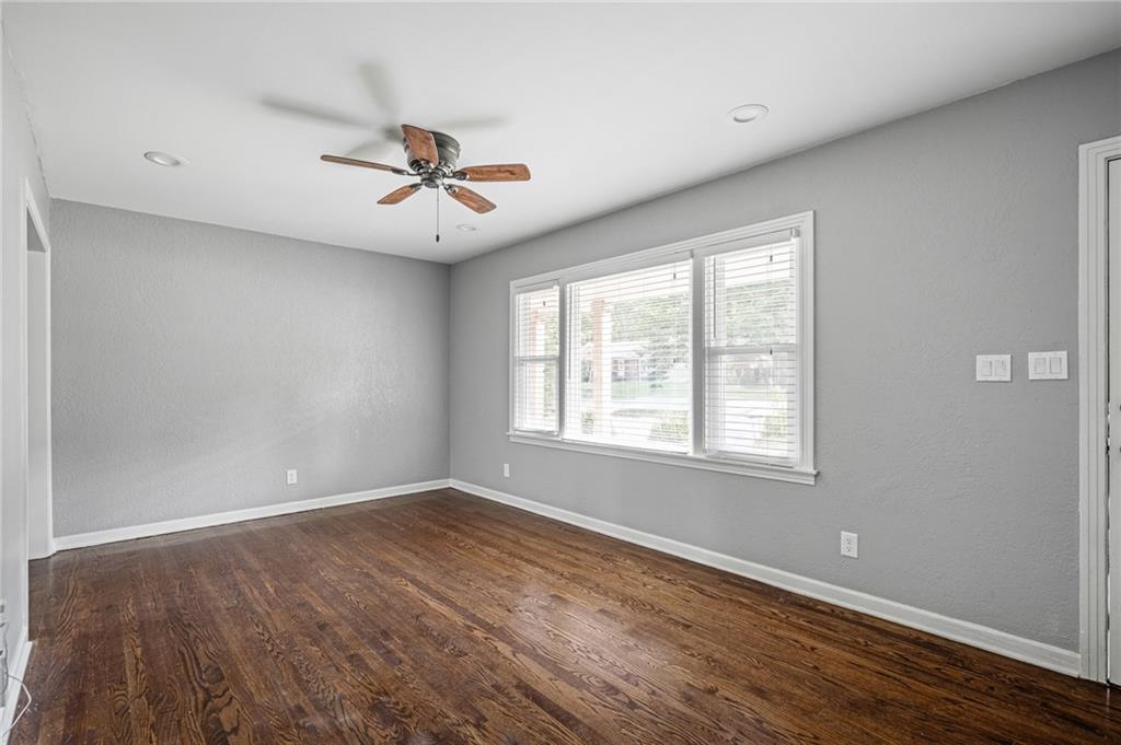 6424 Melrose Lane Property Photo 4