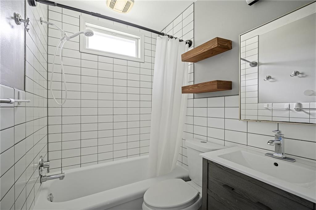 6424 Melrose Lane Property Photo 12
