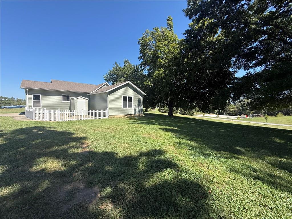 663 Golf Road Property Photo 3