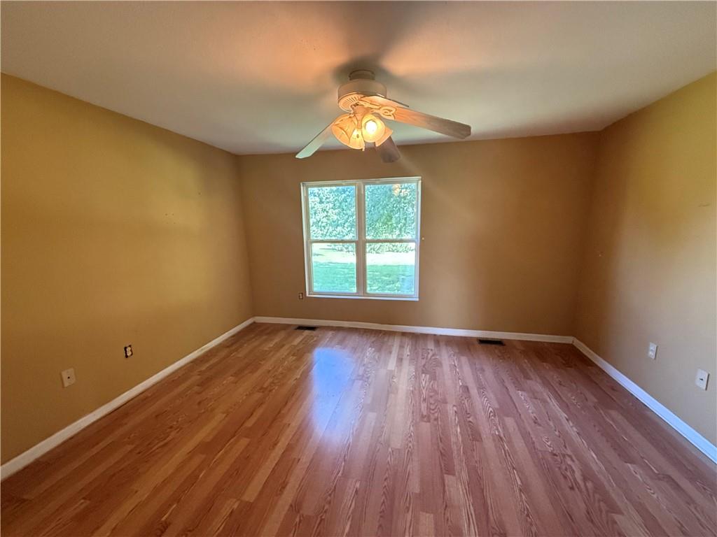 663 Golf Road Property Photo 16