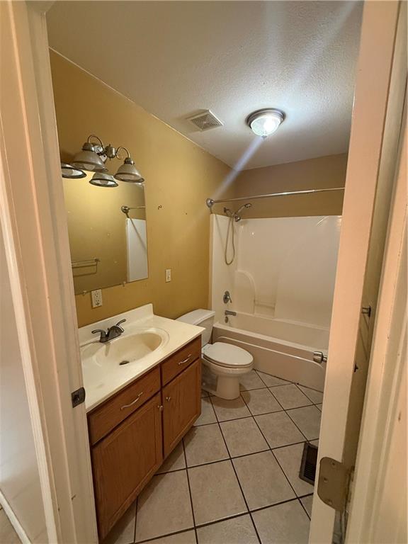 663 Golf Road Property Photo 19