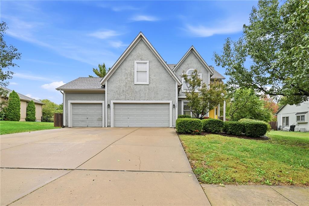 1404 Cedar Ridge Circle Property Photo 2