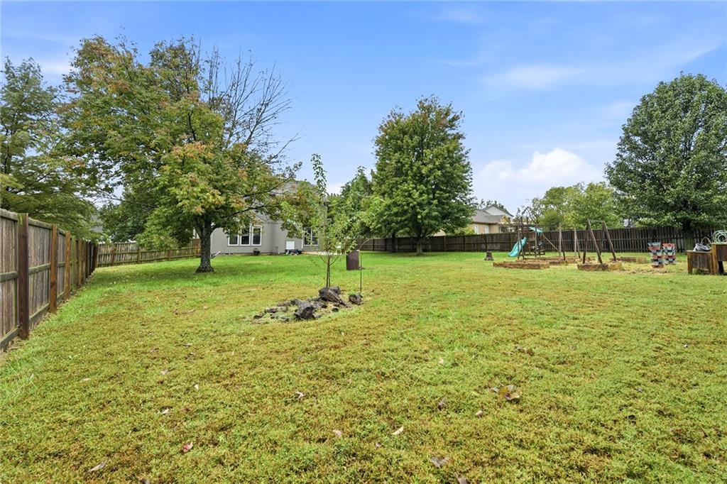 1404 Cedar Ridge Circle Property Photo 6