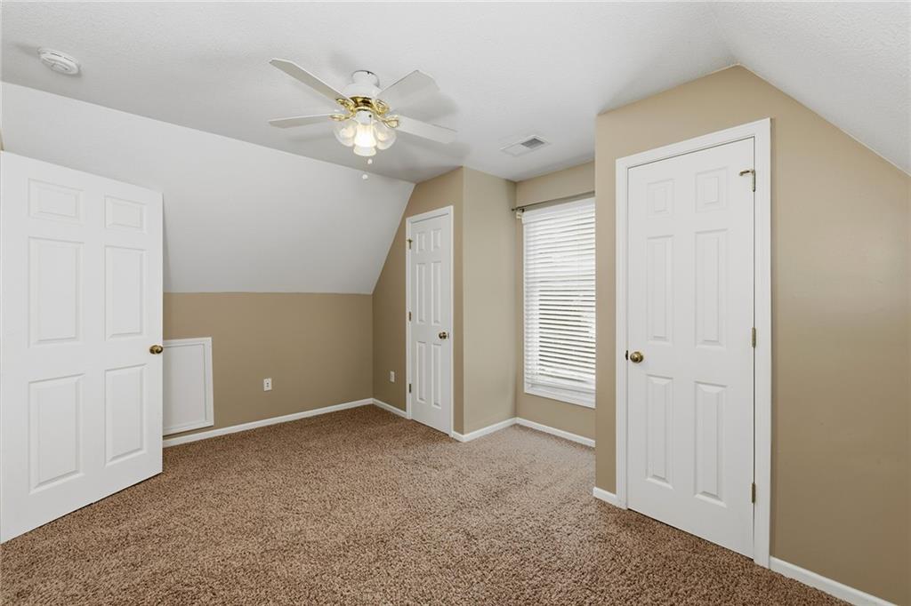 1404 Cedar Ridge Circle Property Photo 22