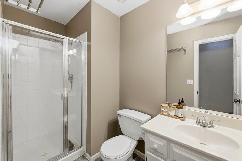 1404 Cedar Ridge Circle Property Photo 23
