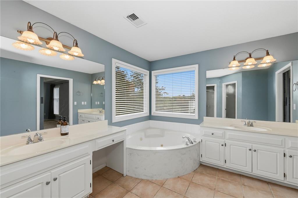 1404 Cedar Ridge Circle Property Photo 30